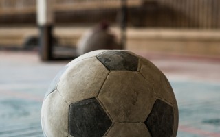 苹果13支持足球吗，苹果13支持足球吗怎么设置